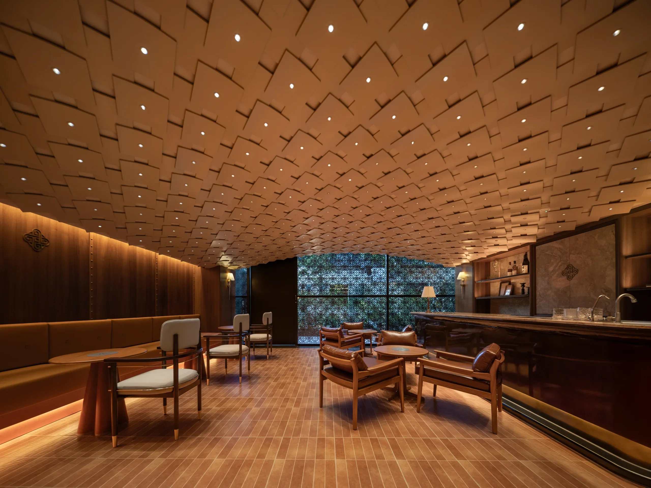 DAQIANLOFT Phase II: Bar and vaulted tile ceiling