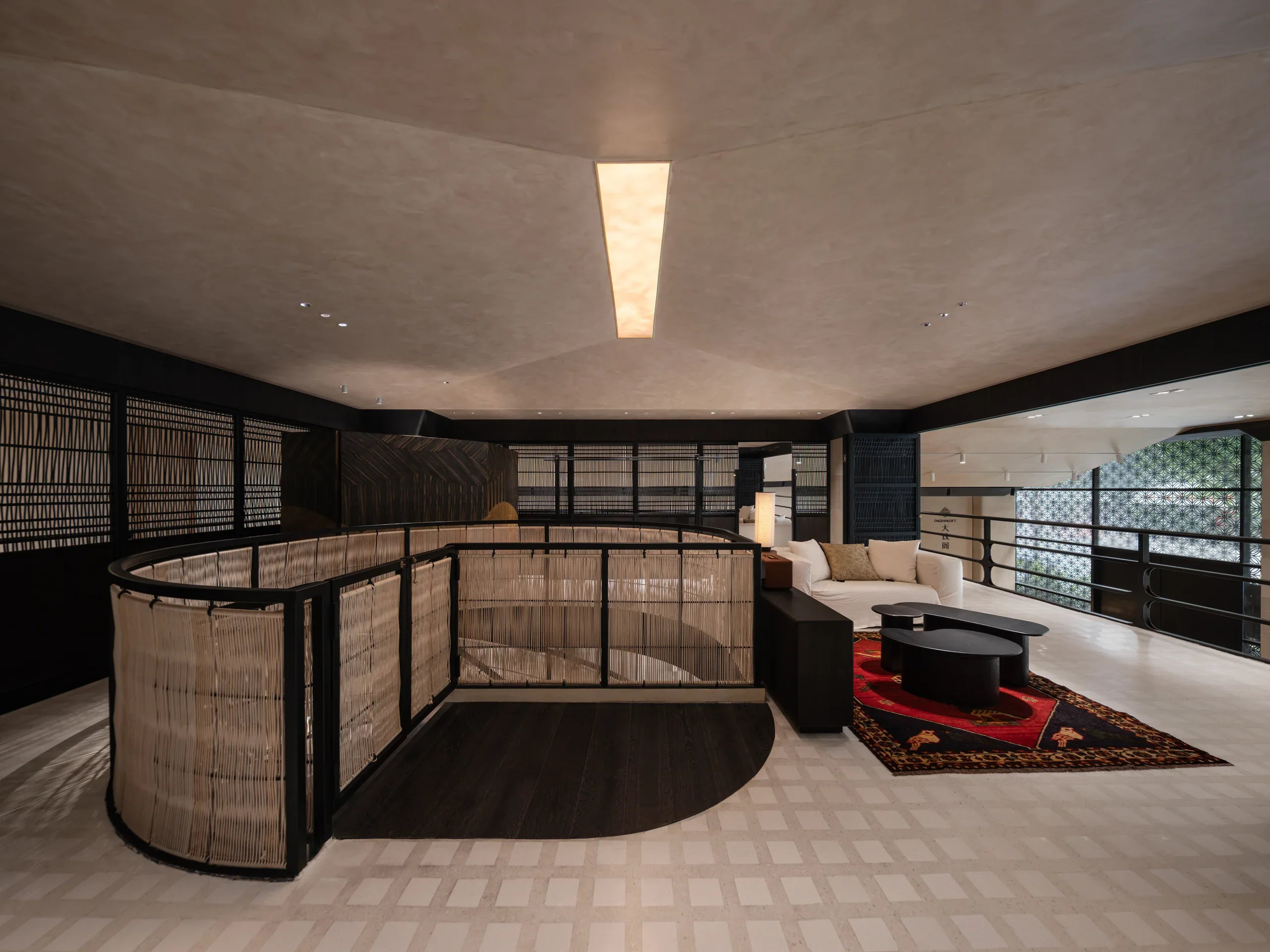 DAQIANLOFT Phase I: Bamboo partitions around the pavilion